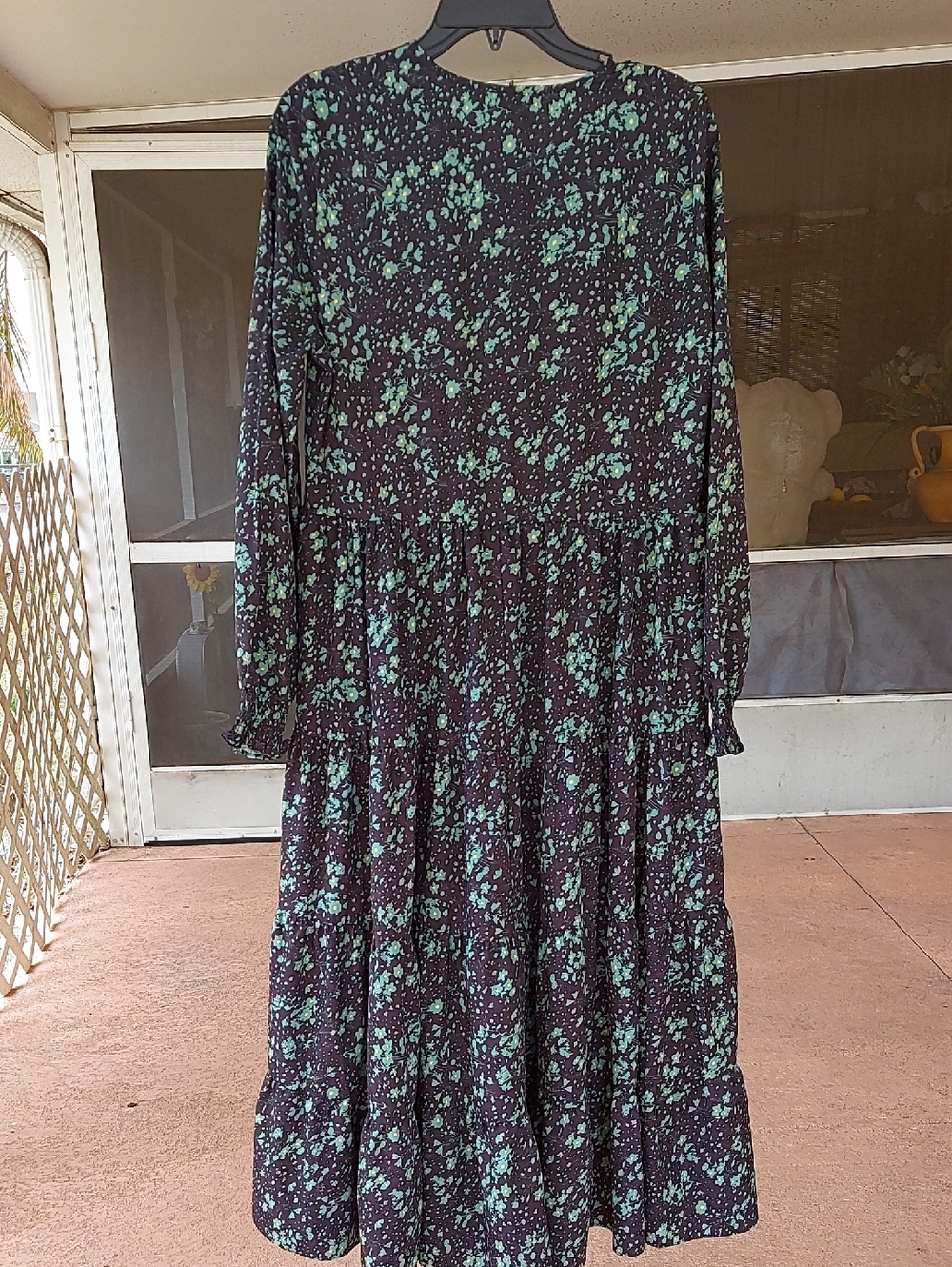 Long-Sleeve Tiered Maxi Dress in Black and Mint - Women's - Picture 3 of 6